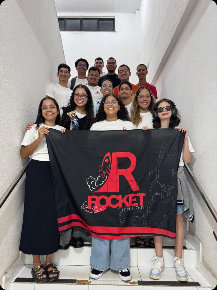 Foto dos membros no corredor